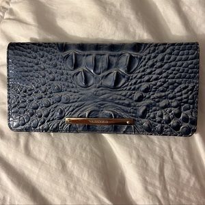 The artic blue Brahmin Wallet